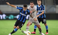 开云体育官网-拜仁慕尼黑进入欧国联半决赛，击败曼联