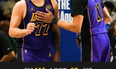 开云体育中国-湖人大胜独行侠，小卡连拿50分创纪录的简单介绍