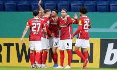 开云平台-沃尔夫斯堡主教练确保球员状态最佳备战下一场比赛