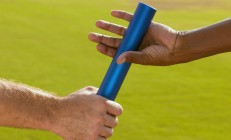 开云下载-王权更迭，当萨城国王击碎壁垒，孟菲斯之矛已在世界杯加冕