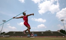 开云平台-跨越维度的篮球对决，当爱德华兹的夜晚与北京队的绝杀在时空裂缝中相遇