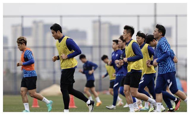 河北队神秘新援崭露头角,助球队夺冠 河北队神秘新援崭露头角,助球队夺冠