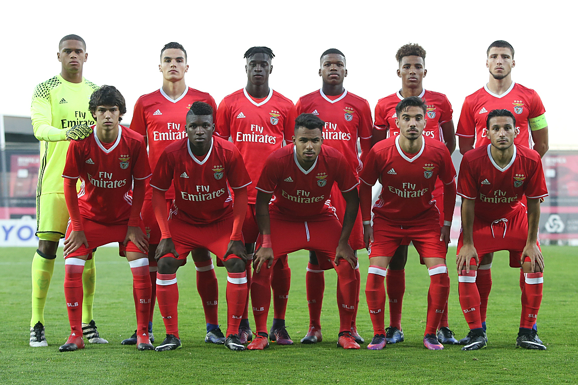 热那亚爆冷击败佛罗伦萨,豪取三分 热那亚爆冷击败佛罗伦萨,豪取三分