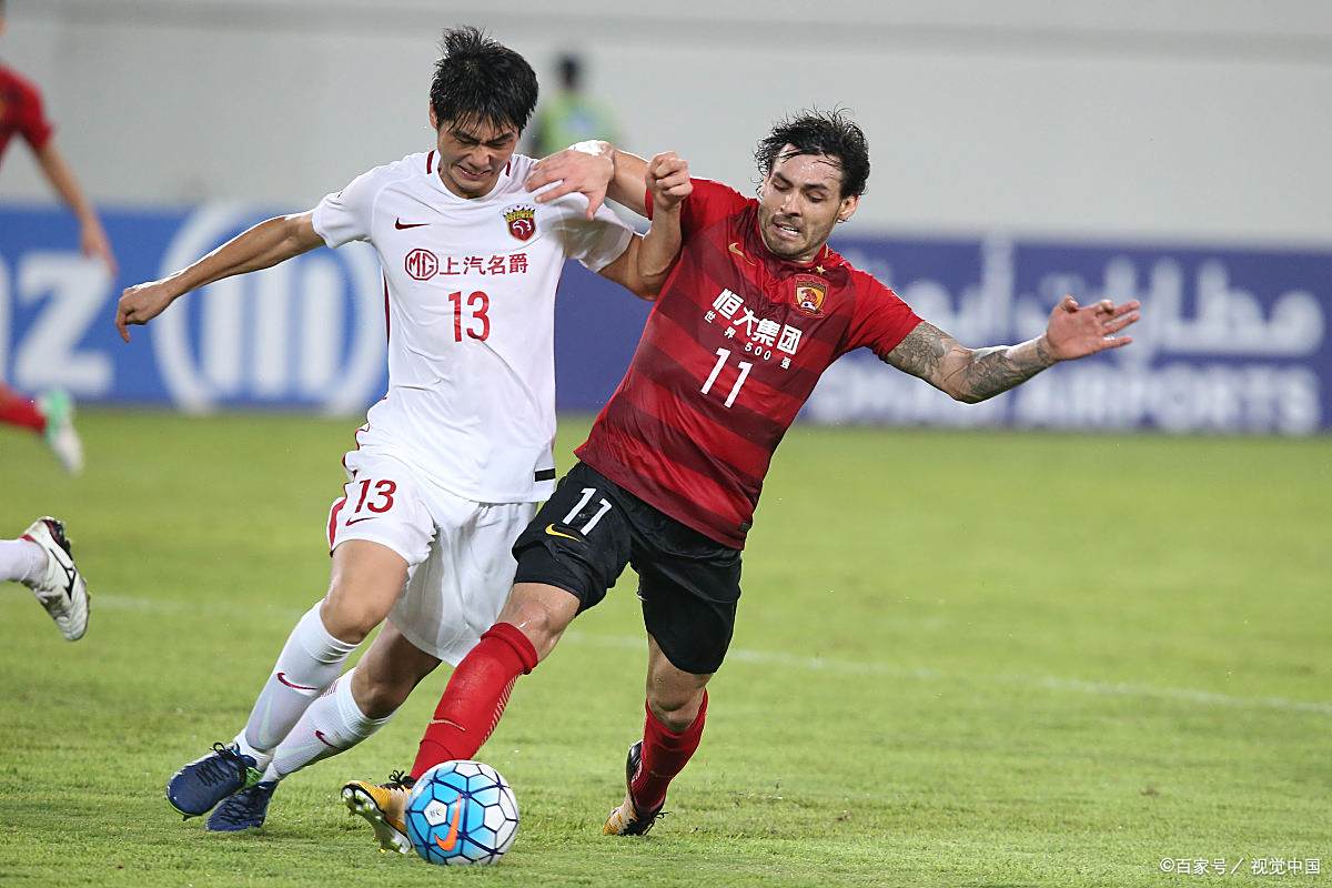 球队新援迅速融入战术体系展现实力 球队新援迅速融入战术体系展现实力