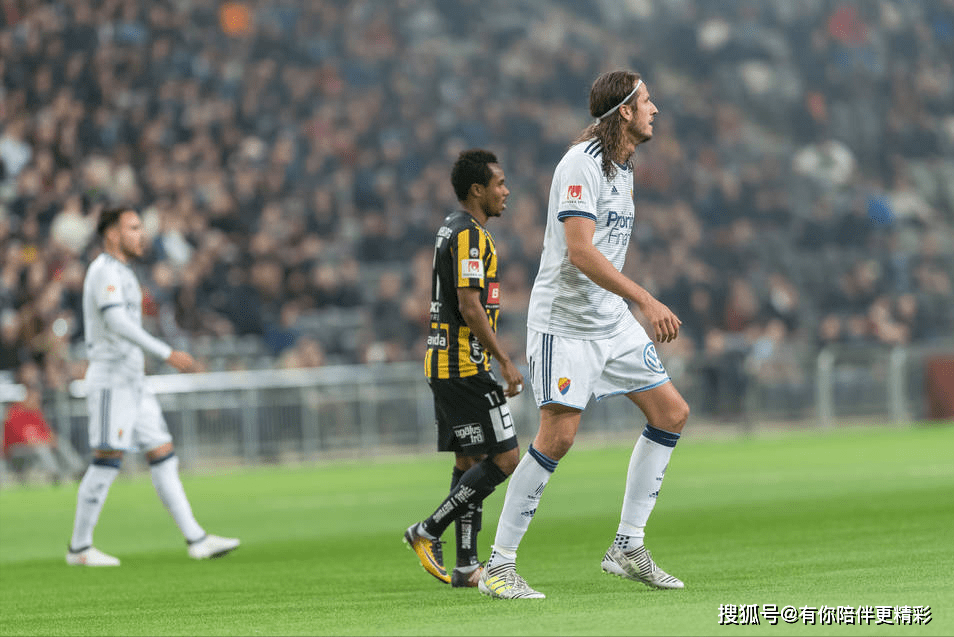 伯明翰城客场失利，升级形势未卜