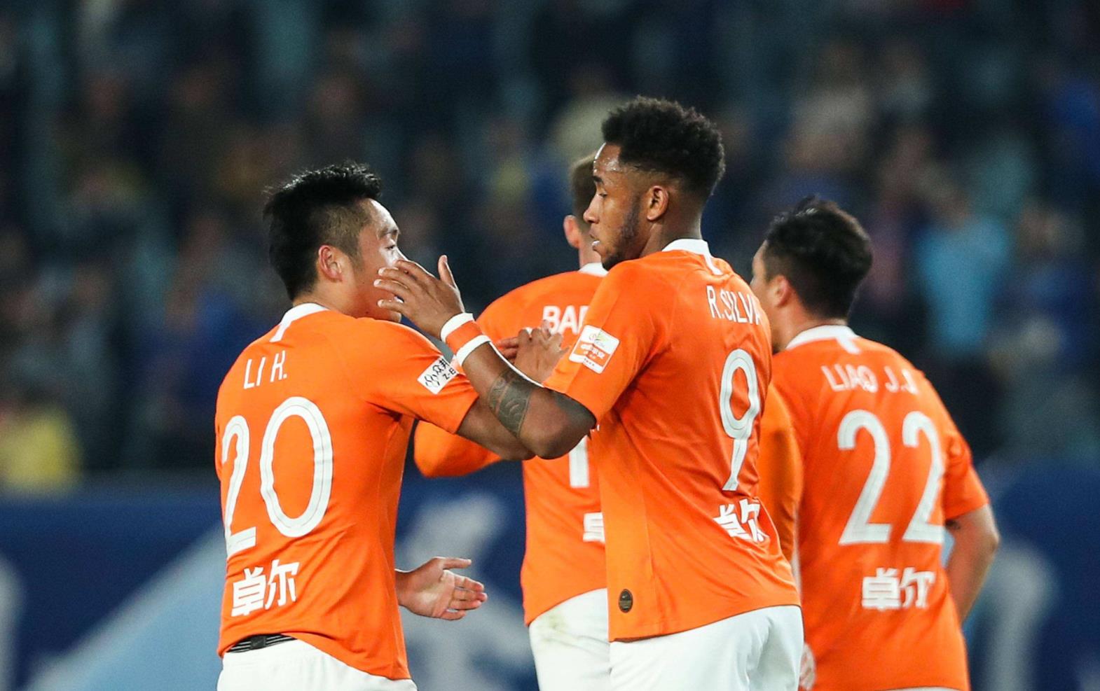 卓尔被申花击败,寻找突破需集中实力改进 卓尔被申花击败,寻找突破需集中实力改进