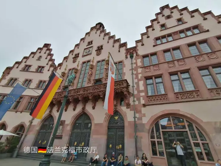 知足最初的次战，法兰克福继续领跑