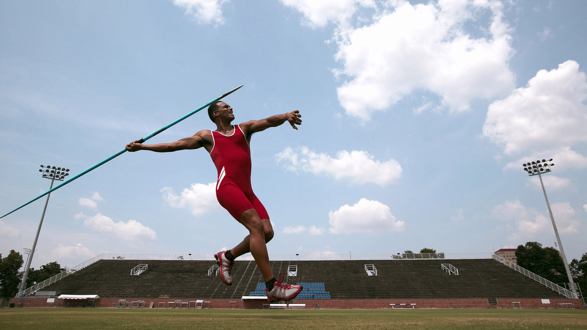 最后的国王与最后的鹰隼，詹姆斯在东决关键战接管比赛