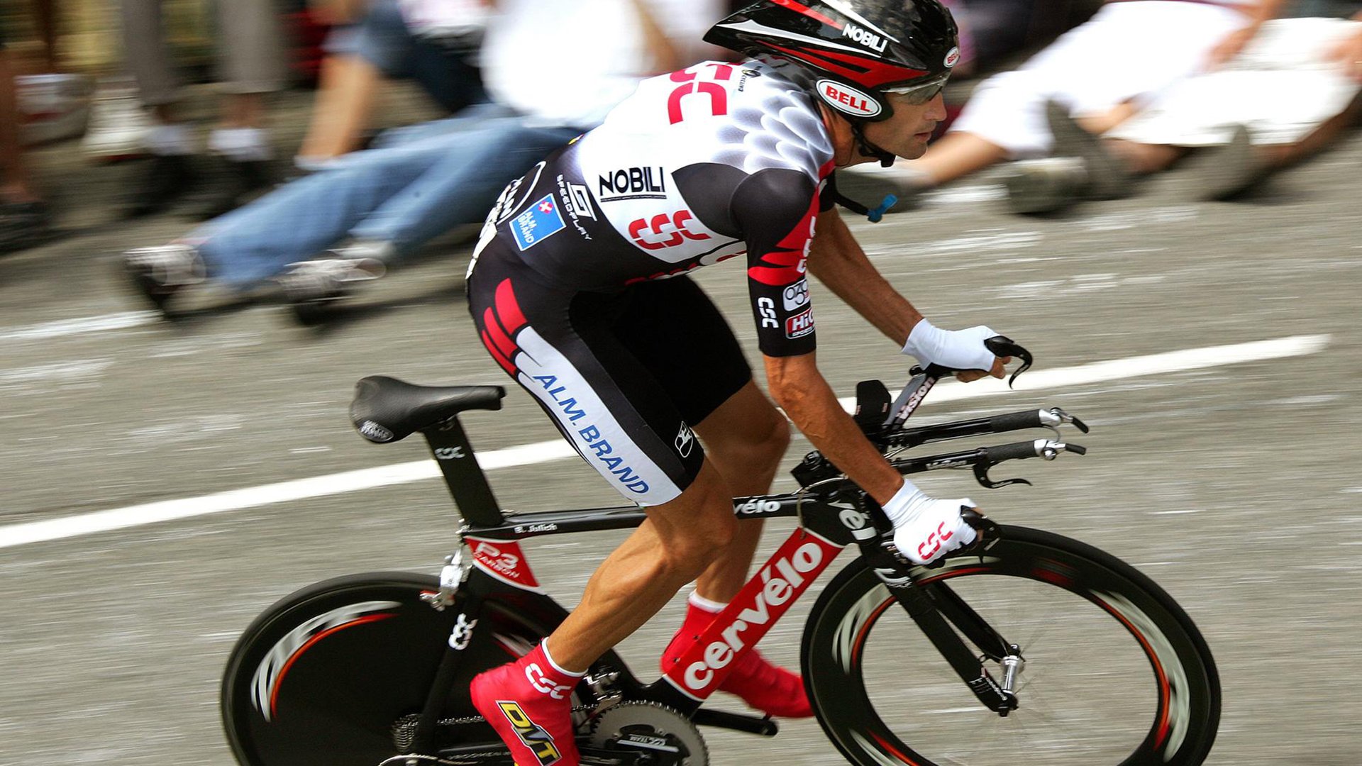 德国老将奥恰洛夫空降英格兰,率队轻取日本,引发乒坛震动